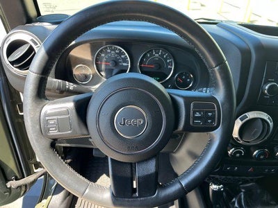 2015 Jeep Wrangler Unlimited 4WD 4dr Sahara