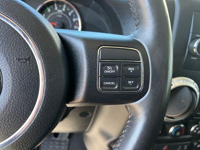 2015 Jeep Wrangler Unlimited 4WD 4dr Sahara