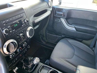 2015 Jeep Wrangler Unlimited 4WD 4dr Sahara