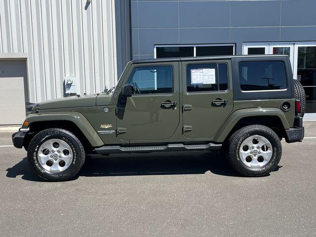 2015 Jeep Wrangler Unlimited 4WD 4dr Sahara