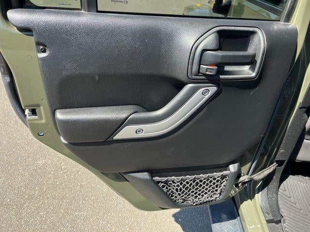 2015 Jeep Wrangler Unlimited 4WD 4dr Sahara