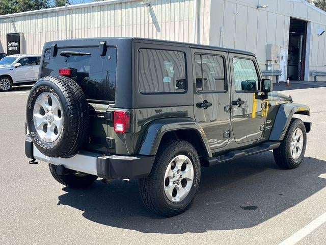 2015 Jeep Wrangler Unlimited 4WD 4dr Sahara