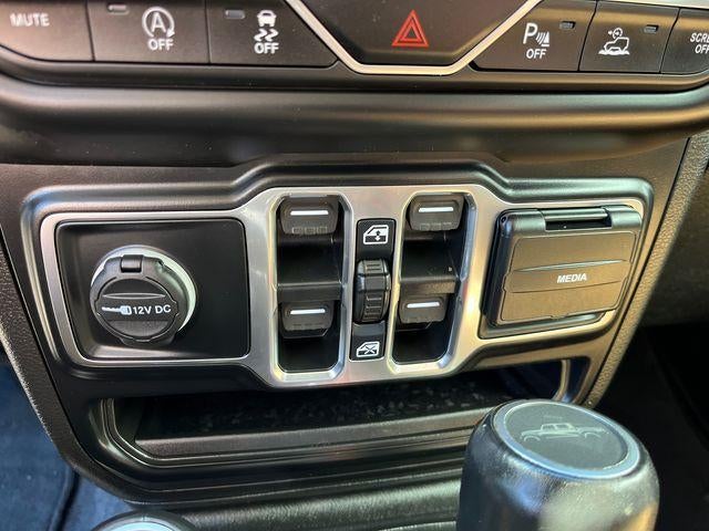 2021 Jeep Gladiator Overland 4x4