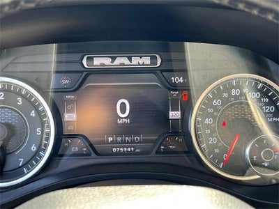 2022 RAM 1500 Laramie 4x4 Crew Cab 5'7" Box