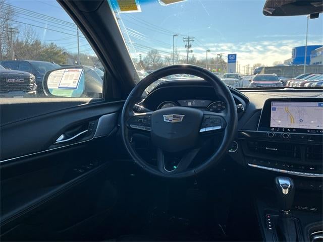 2024 Cadillac CT4 4dr Sdn Luxury