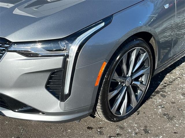 2024 Cadillac CT4 4dr Sdn Luxury