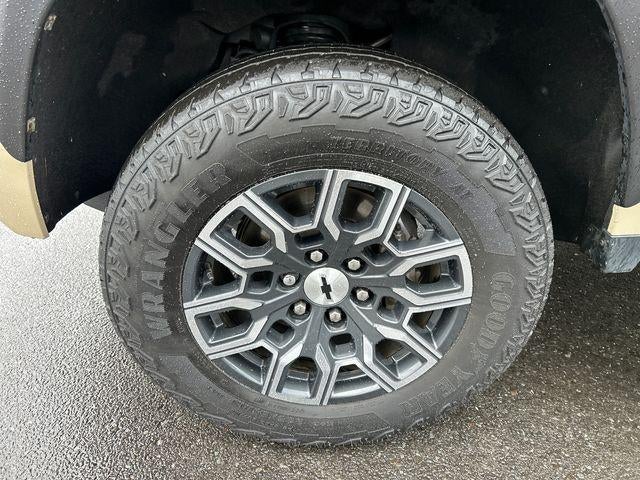 2023 Chevrolet Colorado Crew Cab Short Box 4-Wheel Drive Z71