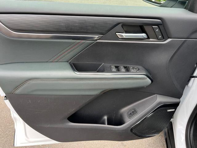 2024 GMC Acadia AWD AT4