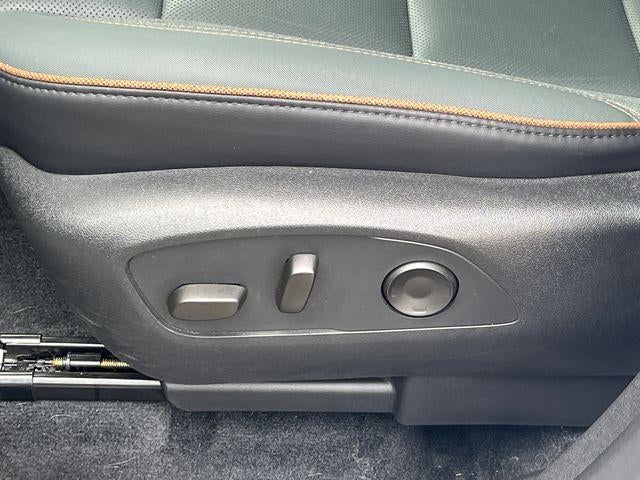 2024 GMC Acadia AWD AT4
