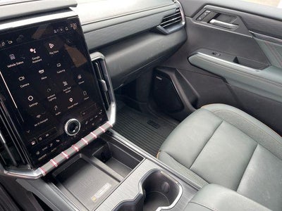 2024 GMC Acadia AWD AT4