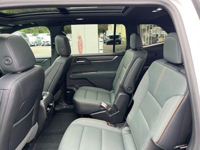 2024 GMC Acadia AWD AT4
