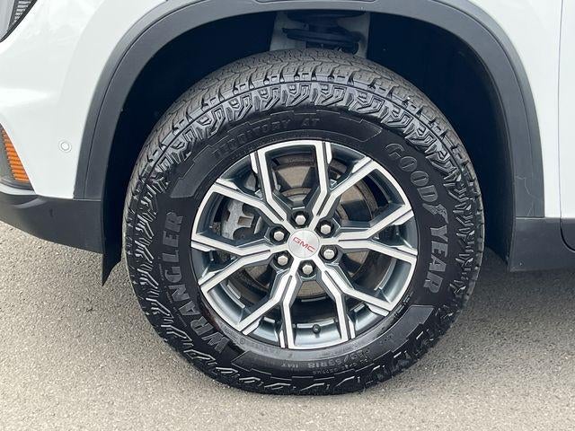 2024 GMC Acadia AWD AT4