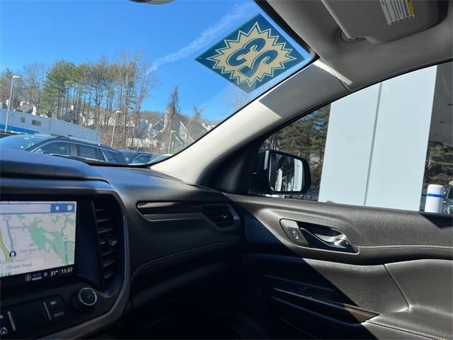 2023 GMC Acadia AWD AT4