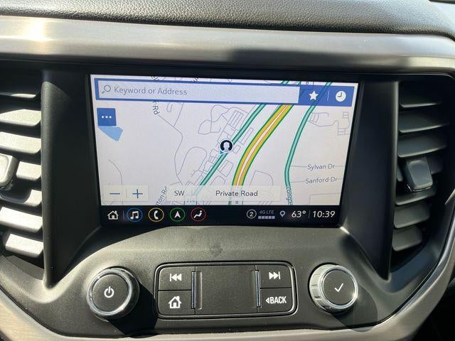 2023 GMC Acadia AWD AT4