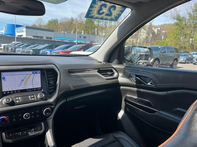 2023 GMC Acadia AWD AT4