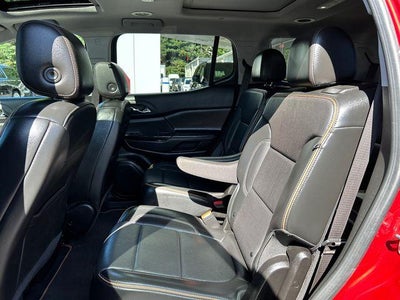 2023 GMC Acadia AWD AT4