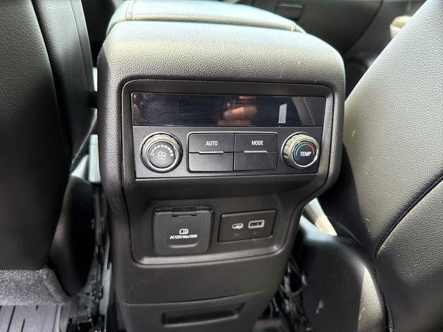 2022 GMC Acadia AWD SLT