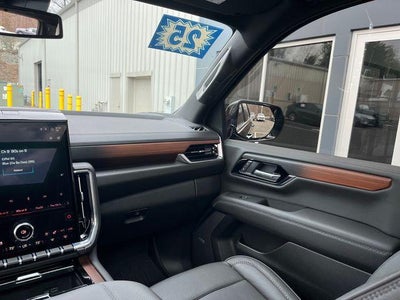 2025 GMC Yukon 4WD 4dr Denali