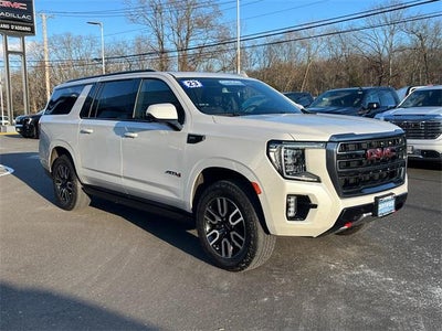 2023 GMC Yukon XL 4WD 4dr AT4