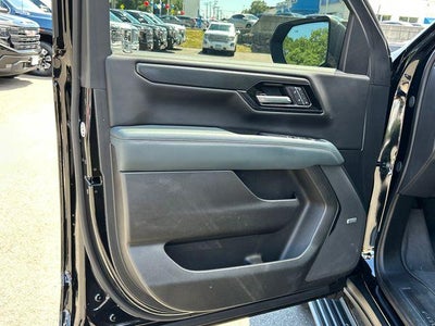 2025 GMC Yukon XL 4WD 4dr AT4