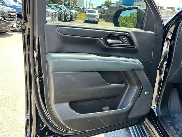 2025 GMC Yukon XL 4WD 4dr AT4
