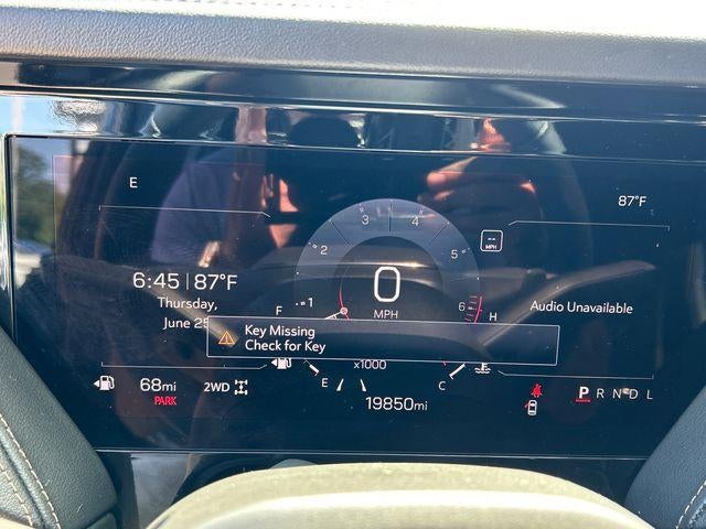 2025 GMC Yukon XL 4WD 4dr AT4