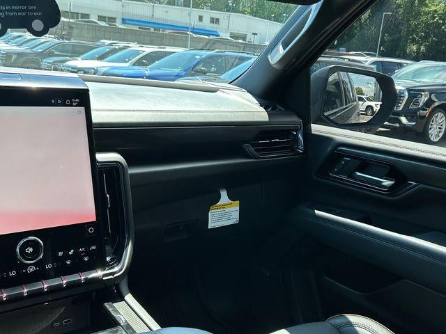 2025 GMC Yukon XL 4WD 4dr AT4