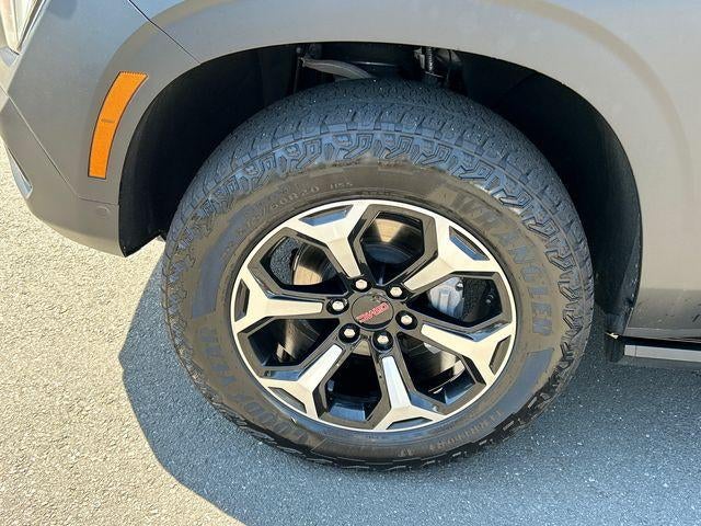 2025 GMC Yukon XL 4WD 4dr AT4