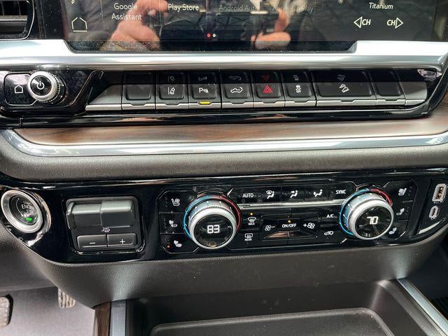 2024 GMC Sierra 2500 HD Crew Cab Standard Box 4-Wheel Drive SLT