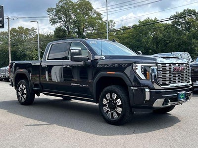 2024 GMC Sierra 2500 HD Crew Cab Standard Box 4-Wheel Drive Denali