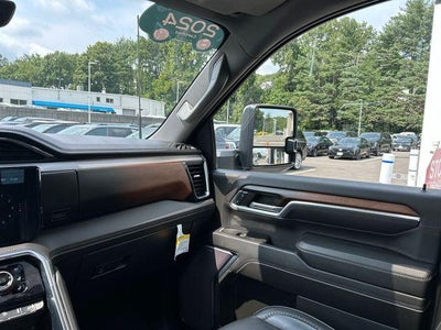 2024 GMC Sierra 2500 HD Crew Cab Standard Box 4-Wheel Drive Denali