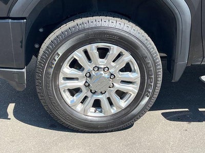 2023 GMC Sierra 2500 HD Crew Cab Standard Box 4-Wheel Drive Denali