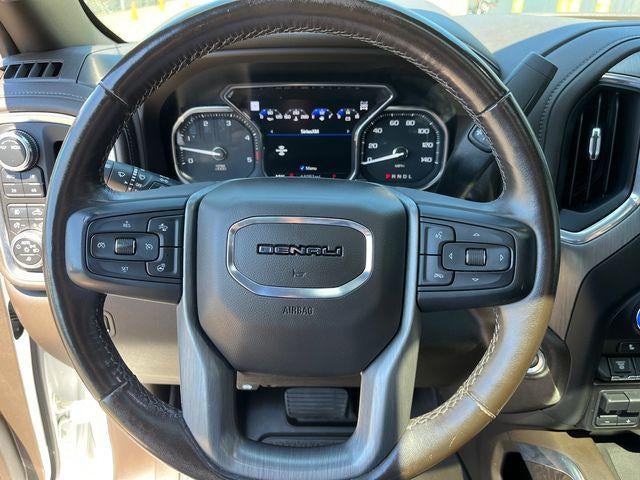 2022 GMC Sierra 3500HD Crew Cab Standard Box 4-Wheel Drive Denali