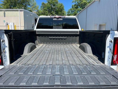 2022 GMC Sierra 3500HD Crew Cab Standard Box 4-Wheel Drive Denali