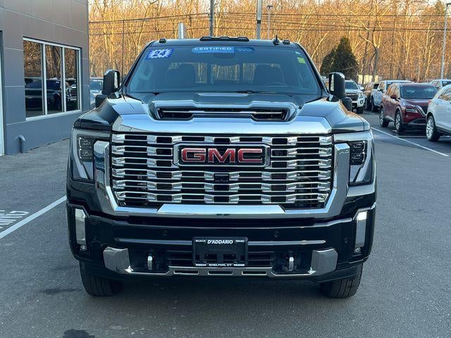 2024 GMC Sierra 3500HD Crew Cab Long Box 4-Wheel Drive Denali