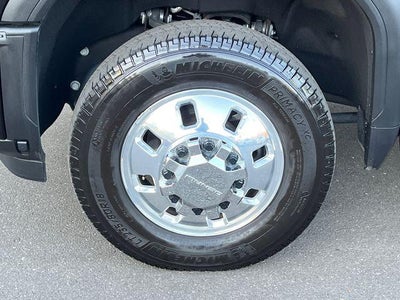 2024 GMC Sierra 3500HD Crew Cab Long Box 4-Wheel Drive Denali