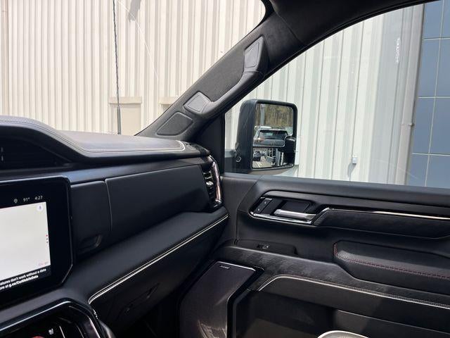 2025 GMC Sierra 2500 HD Crew Cab Standard Box 4-Wheel Drive AT4X