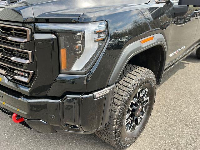 2025 GMC Sierra 2500 HD Crew Cab Standard Box 4-Wheel Drive AT4X