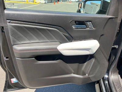 2023 GMC Canyon Crew Cab Short Box 4-Wheel Drive AT4X