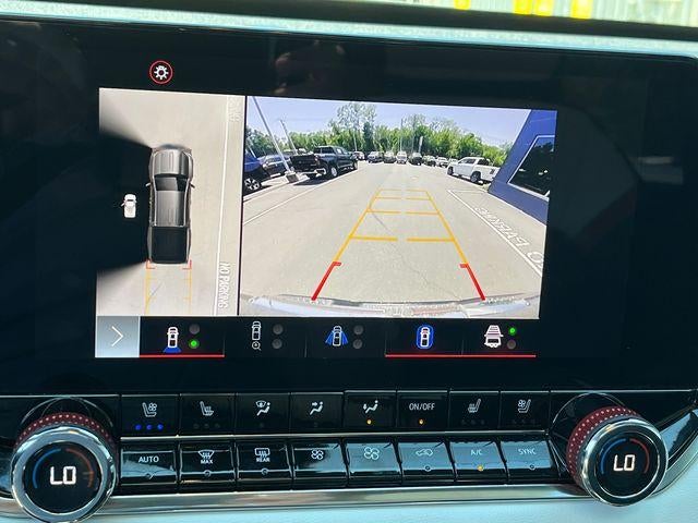 2023 GMC Canyon Crew Cab Short Box 4-Wheel Drive AT4X