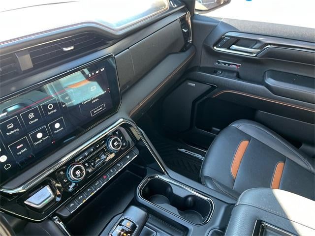 2022 GMC Sierra 1500 Crew Cab Short Box 4-Wheel Drive AT4