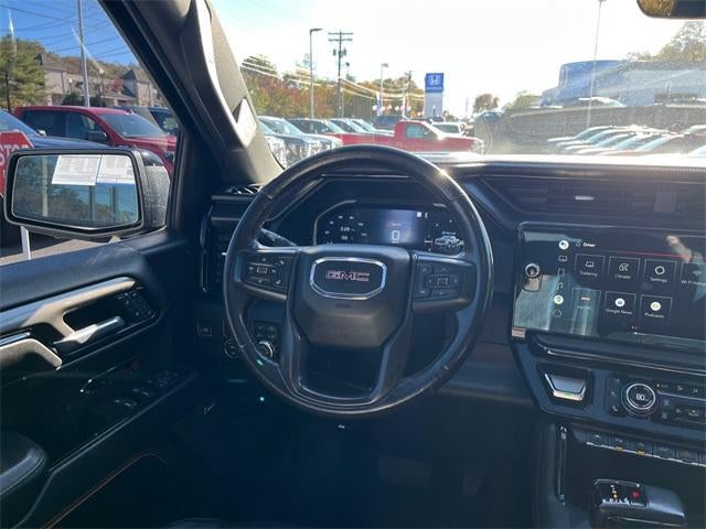 2022 GMC Sierra 1500 Crew Cab Short Box 4-Wheel Drive AT4