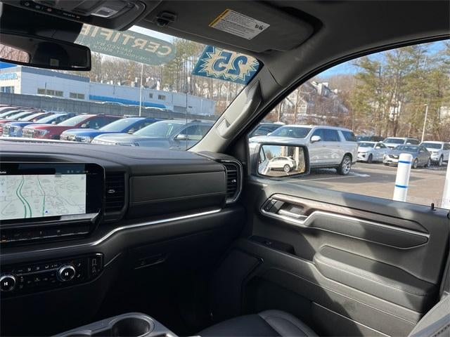 2025 GMC Sierra 1500 Crew Cab Short Box 4-Wheel Drive SLT