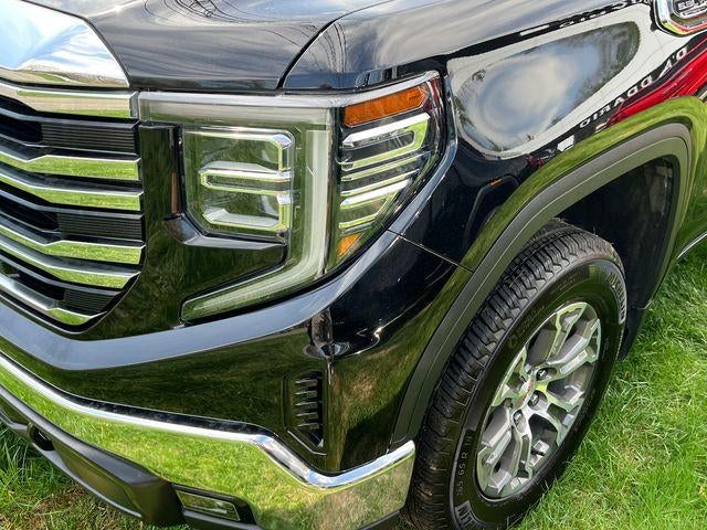 2025 GMC Sierra 1500 Crew Cab Short Box 4-Wheel Drive SLT