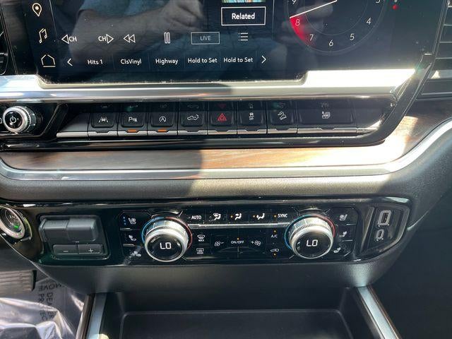 2024 GMC Sierra 1500 Crew Cab Short Box 4-Wheel Drive SLT