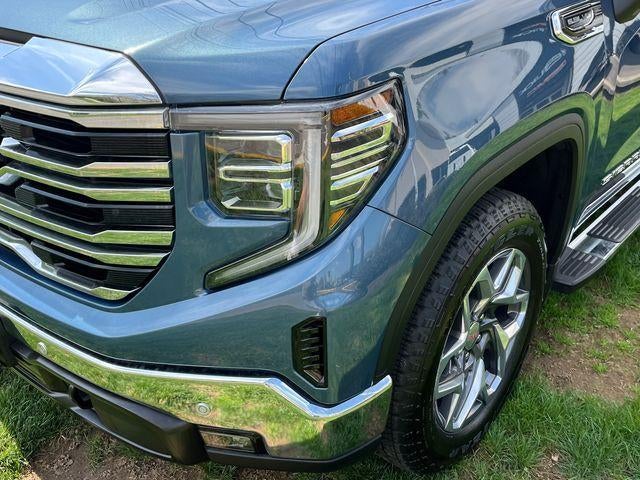 2024 GMC Sierra 1500 Crew Cab Short Box 4-Wheel Drive SLT