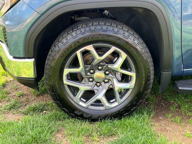 2024 GMC Sierra 1500 Crew Cab Short Box 4-Wheel Drive SLT