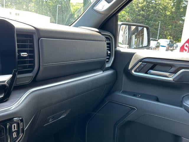 2025 GMC Sierra 1500 Crew Cab Short Box 4-Wheel Drive SLT