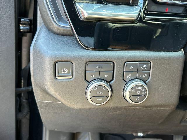 2025 GMC Sierra 1500 Crew Cab Short Box 4-Wheel Drive SLT