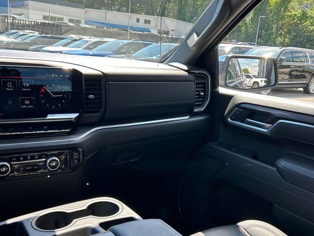 2025 GMC Sierra 1500 Crew Cab Short Box 4-Wheel Drive SLT